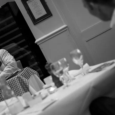 Otel The White Filey