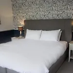 Hotel The White
