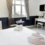 The White Hotel 4*